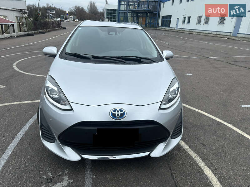 Хэтчбек Toyota Aqua 2020 в Киеве