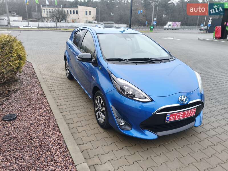 Хетчбек Toyota Aqua 2020 в Києві