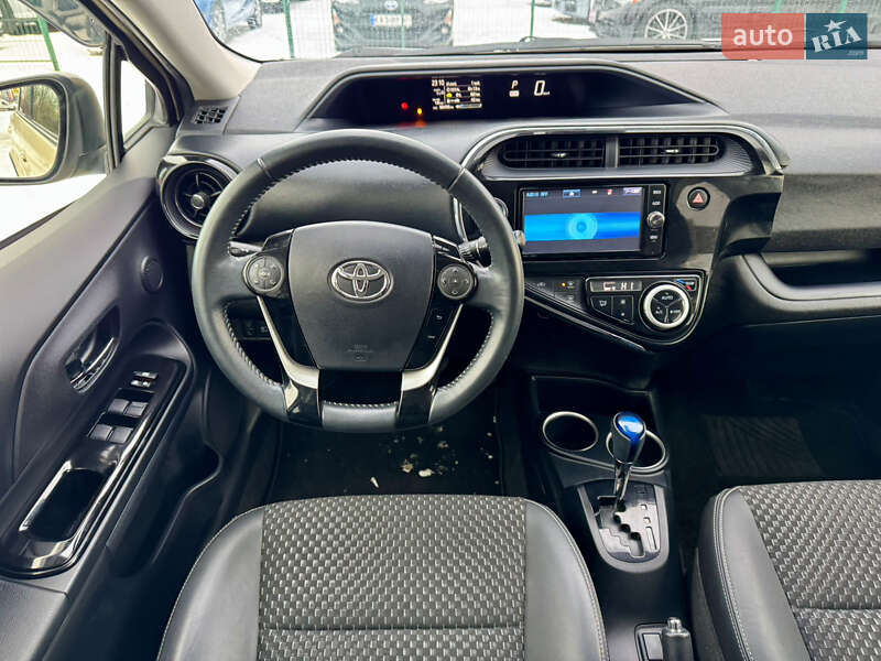 Хэтчбек Toyota Aqua 2018 в Киеве