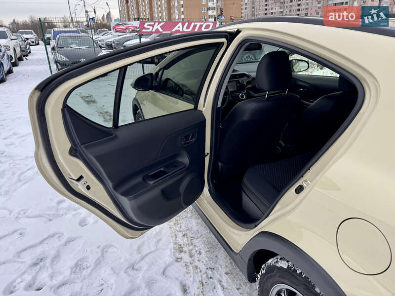 Хэтчбек Toyota Aqua 2018 в Киеве