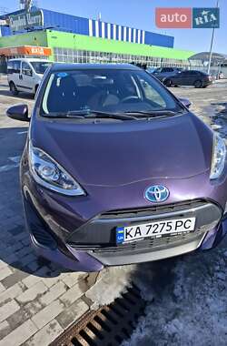 Хэтчбек Toyota Aqua 2017 в Киеве