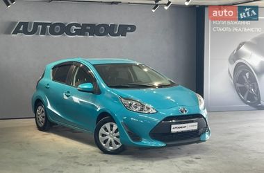 Хэтчбек Toyota Aqua 2017 в Одессе