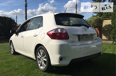 Хэтчбек Toyota Auris 2013 в Виннице