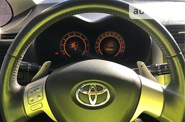 Хэтчбек Toyota Auris 2008 в Горишних Плавнях