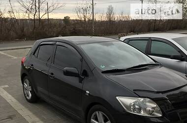 Хетчбек Toyota Auris 2007 в 