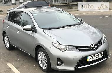 Хэтчбек Toyota Auris 2013 в Киеве