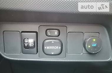Хетчбек Toyota Auris 2007 в 