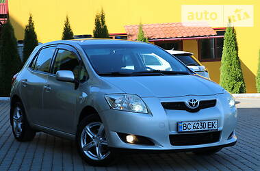 Хэтчбек Toyota Auris 2009 в Трускавце