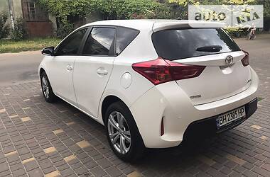 Хэтчбек Toyota Auris 2013 в Одессе