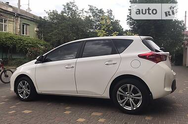 Хэтчбек Toyota Auris 2013 в Одессе