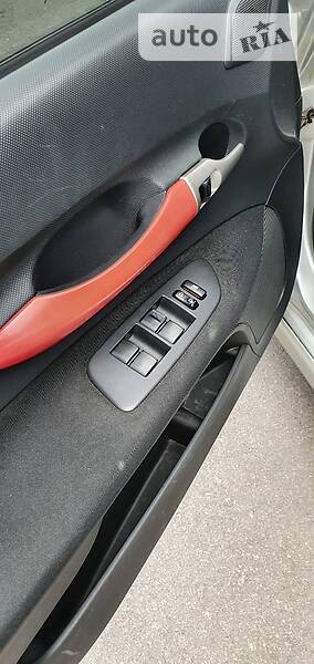 Хетчбек Toyota Auris 2007 в Рівному фото 11 Хетчбек Toyota Auris 2007 в Рівному
