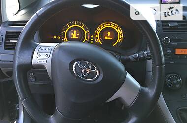 Хетчбек Toyota Auris 2007 в Рівному