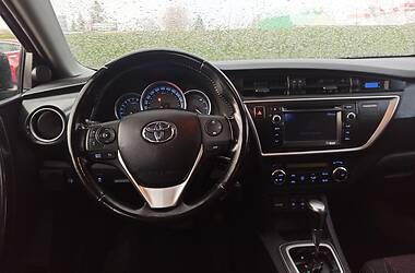 Хэтчбек Toyota Auris 2013 в Стрые