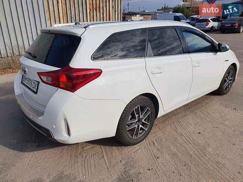 Універсал Toyota Auris 2014 в Харкові