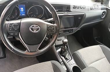Универсал Toyota Auris 2016 в Ивано-Франковске
