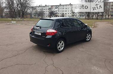 Хэтчбек Toyota Auris 2012 в Черкассах