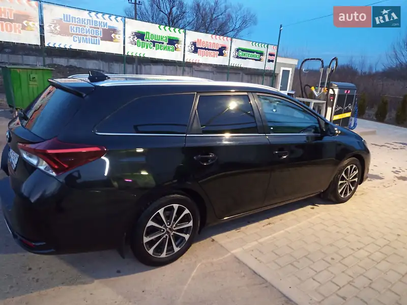 Toyota Auris 2016 VIN SB1ZB3JE50E013010 фото оголошення 9 з 54