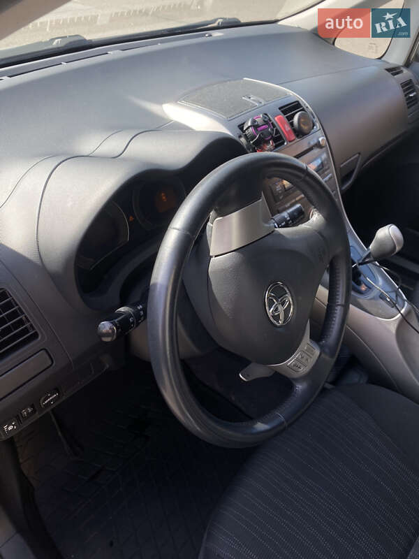 Хетчбек Toyota Auris 2007 в Києві