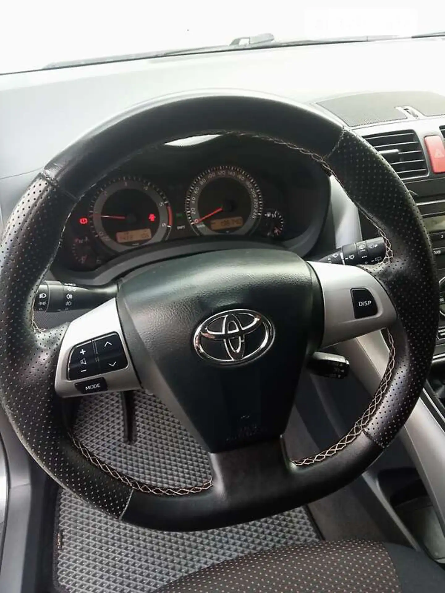2010 Toyota Auris - мініатюра 15