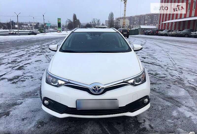 Универсал Toyota Auris 2017 в Харькове