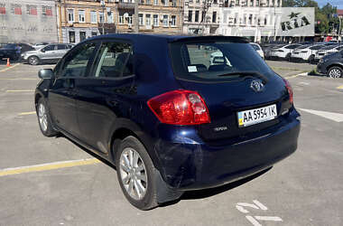 Хэтчбек Toyota Auris 2008 в Киеве