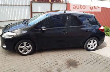 Хэтчбек Toyota Auris 2012 в Броварах