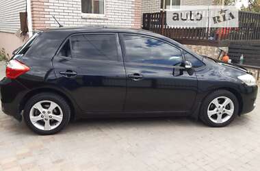 Хэтчбек Toyota Auris 2012 в Броварах