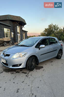 Хетчбек Toyota Auris 2008 в Кропивницькому