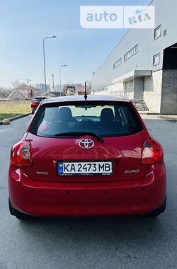 Хэтчбек Toyota Auris 2008 в Киеве