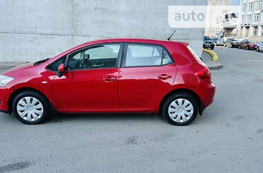 Хэтчбек Toyota Auris 2008 в Киеве