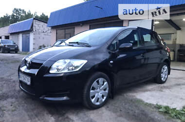 Хетчбек Toyota Auris 2008 в Ніжині