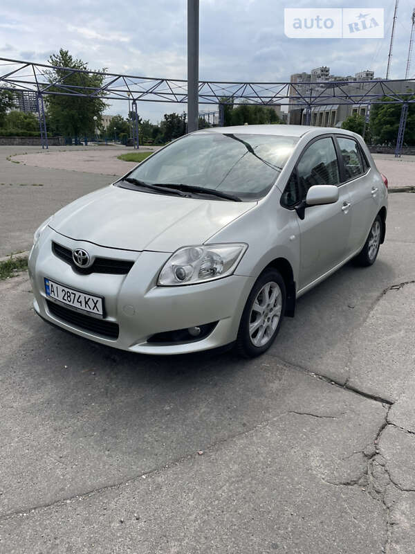 Хетчбек Toyota Auris 2007 в Києві