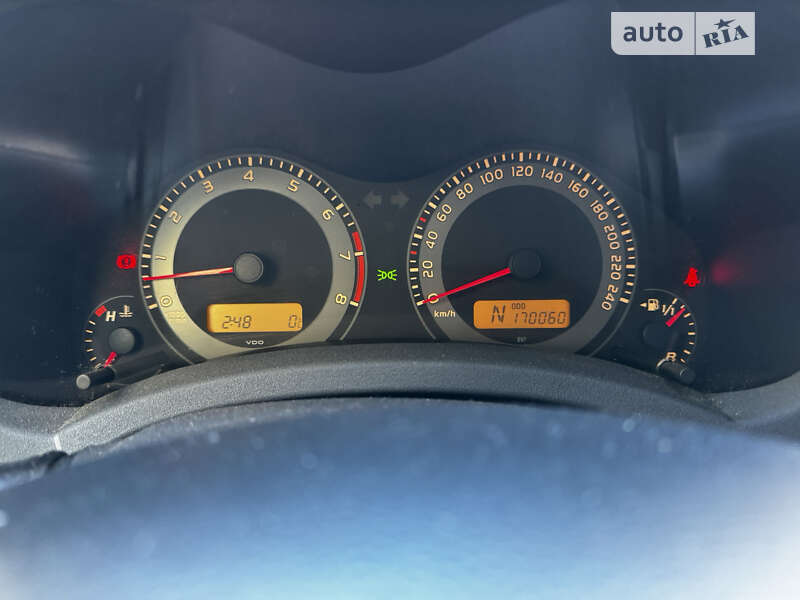 Хетчбек Toyota Auris 2011 в Хмельницькому