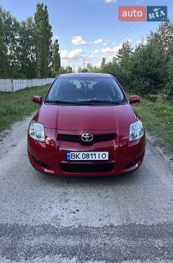 Хетчбек Toyota Auris 2007 в Вараші