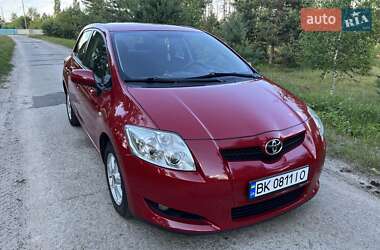 Хетчбек Toyota Auris 2007 в Вараші