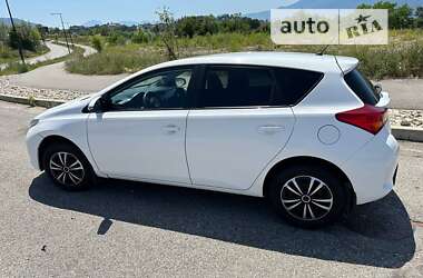 Хэтчбек Toyota Auris 2013 в Запорожье