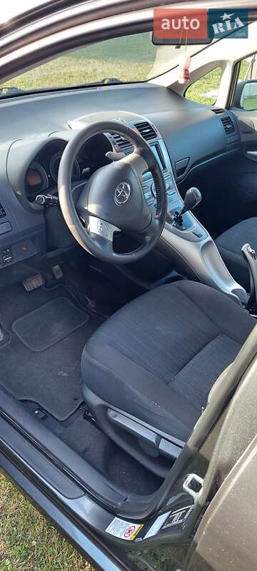 Хетчбек Toyota Auris 2008 в Чернігові