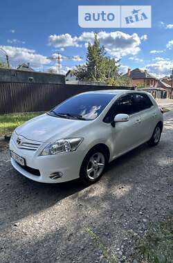 Хетчбек Toyota Auris 2011 в Броварах