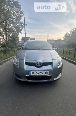 Хетчбек Toyota Auris 2009 в Києві