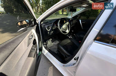 Универсал Toyota Auris 2014 в 