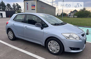 Хетчбек Toyota Auris 2007 в Вишгороді