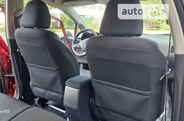 Хэтчбек Toyota Auris 2010 в Киеве