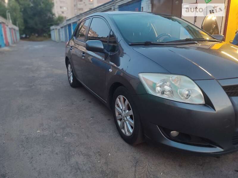 Toyota Auris 2008