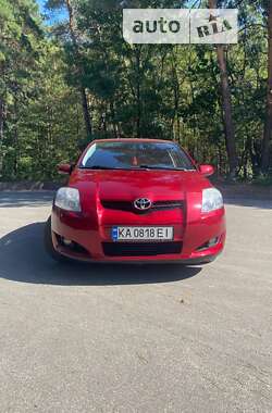 Хэтчбек Toyota Auris 2008 в Киеве