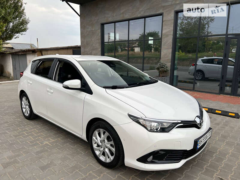 Хэтчбек Toyota Auris 2018 в Березовке