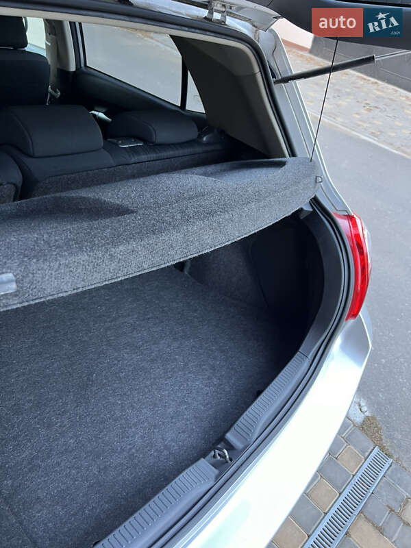 Хетчбек Toyota Auris 2011 в Одесі