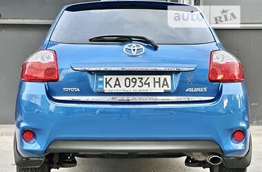 Хетчбек Toyota Auris 2011 в Києві