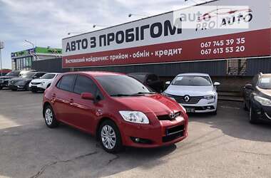 Хэтчбек Toyota Auris 2008 в Запорожье