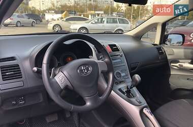 Хэтчбек Toyota Auris 2008 в Запорожье