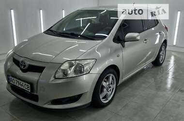 Хетчбек Toyota Auris 2008 в Хусті